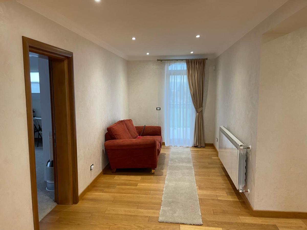 Villa Sunny House Suceava Esterno foto