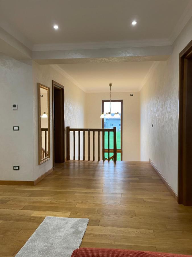 Villa Sunny House Suceava Esterno foto