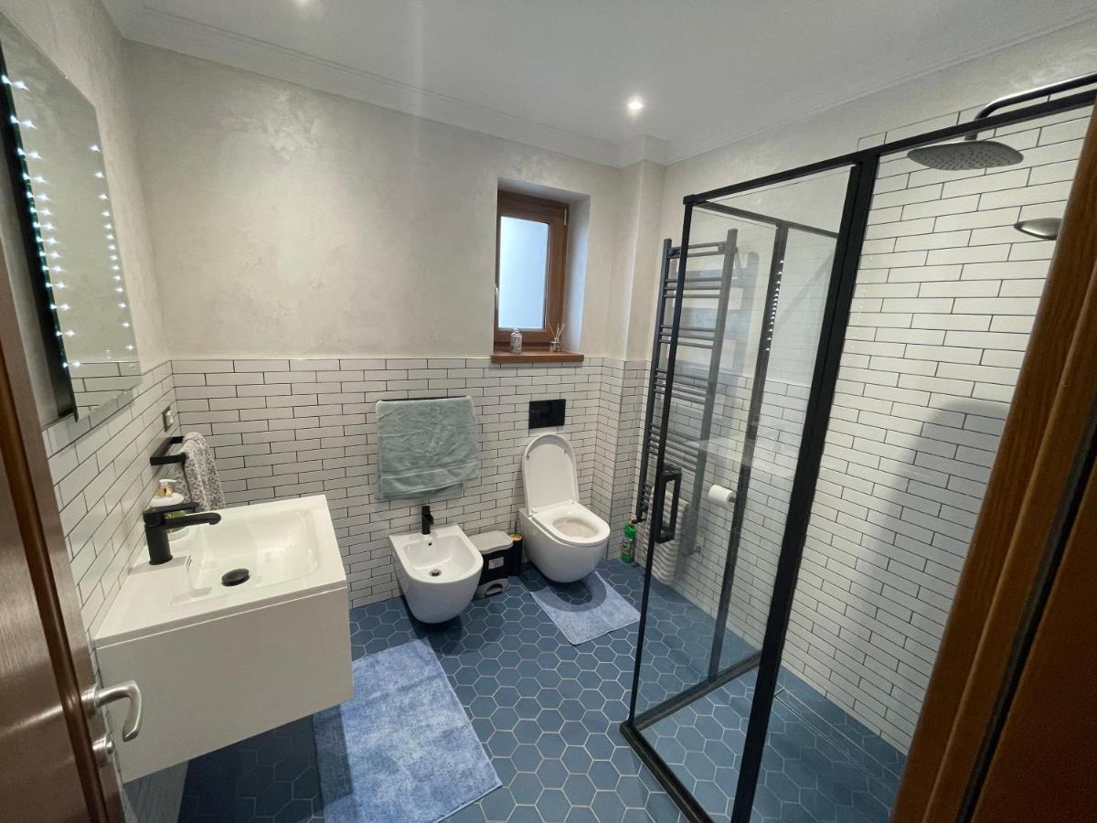Villa Sunny House Suceava Esterno foto