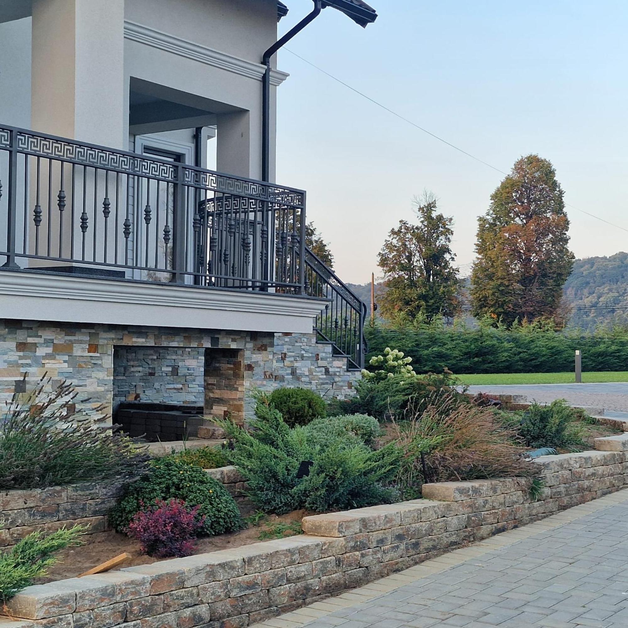 Villa Sunny House Suceava Esterno foto